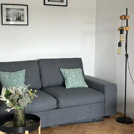 Warsaw Centrum Metro Ratusz Panoramic Apartment Balcony View by PolandBnB Apartament *